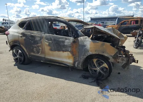 2016 Hyundai Tucson Limited из США, поврежденный, VIN KM8J33A29GU086209